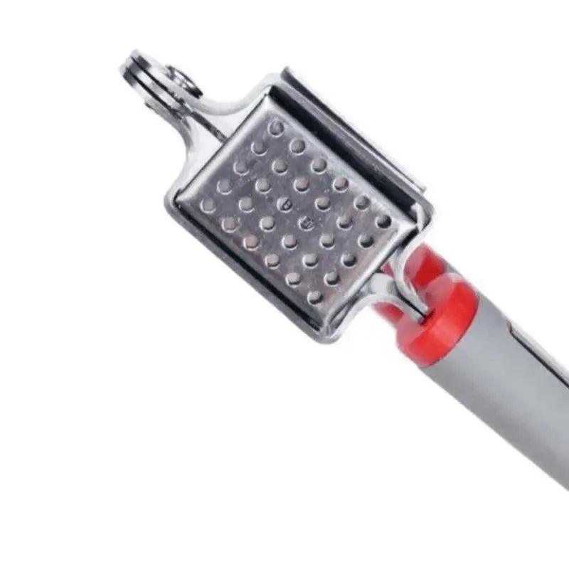 Garlic press, sturdy and durable, easy and convenient to use, corrosion resistant stainless steel. Doba